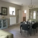Vakantiehuis-oyenkerke 2 *